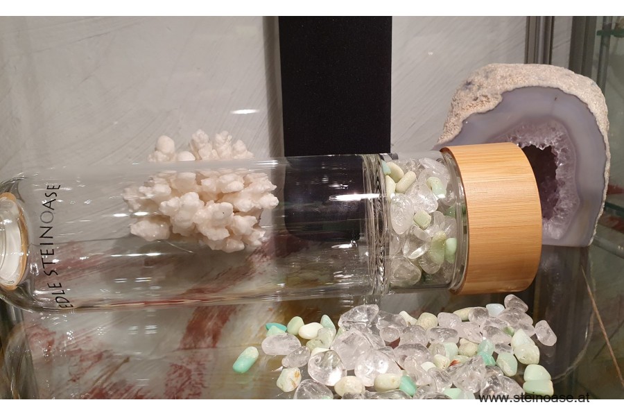 Glasflasche mit Chrysopras + Bergkristall